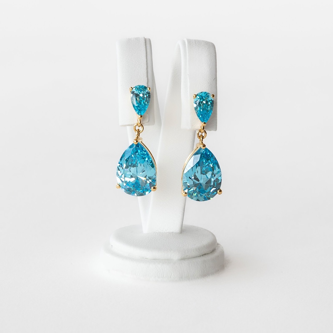 fashion-jewellery-modeschmuck Gold vermeil cubic zirkonia drop earring Emma aquamarine