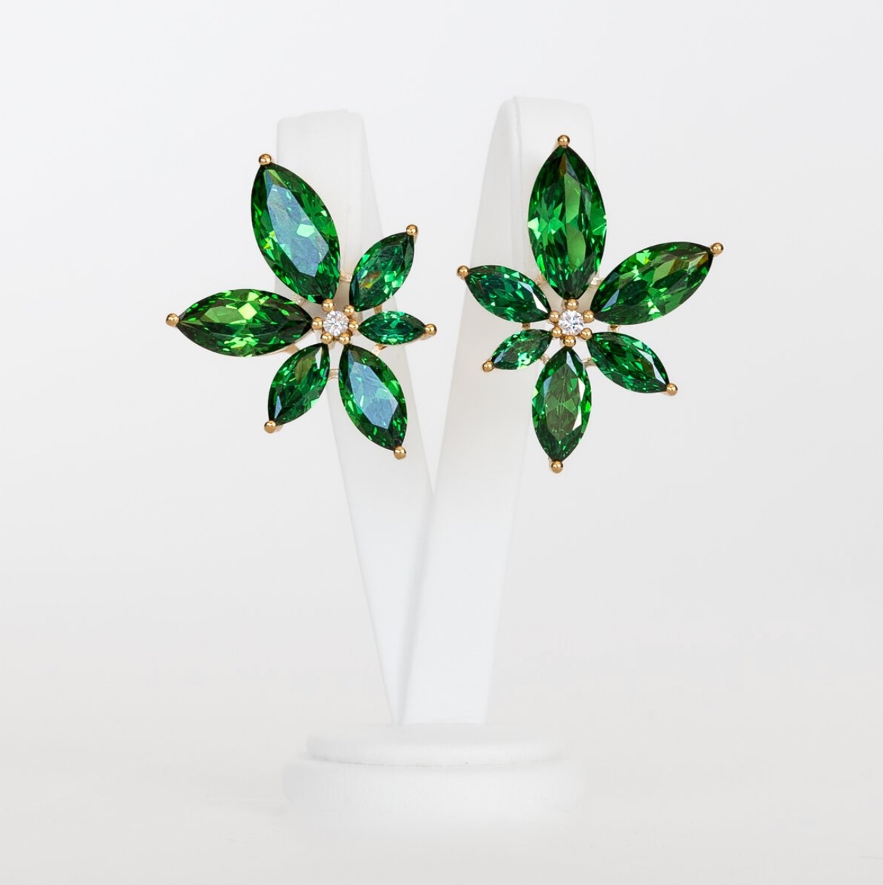 fashion-jewellery-modeschmuck Gold vermeil cubic zirkonia statement Flora earring emerald
