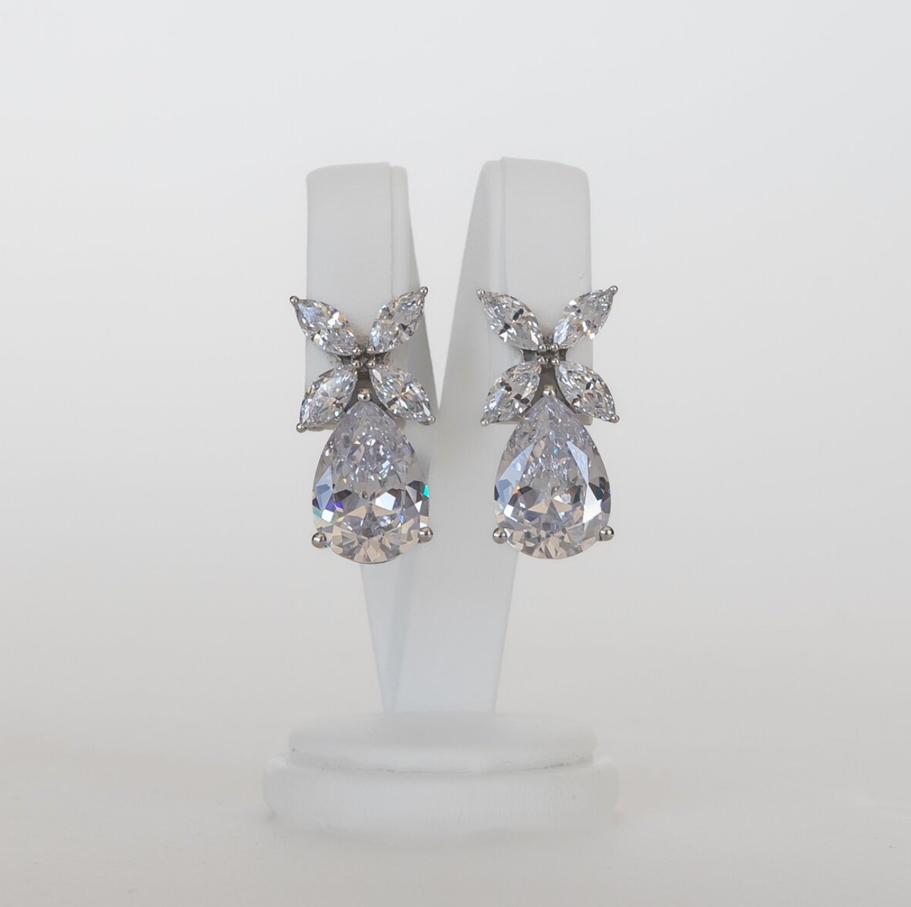 fashion-jewellery-modeschmuck Silver cubic zirkonia Chloe statement earring
