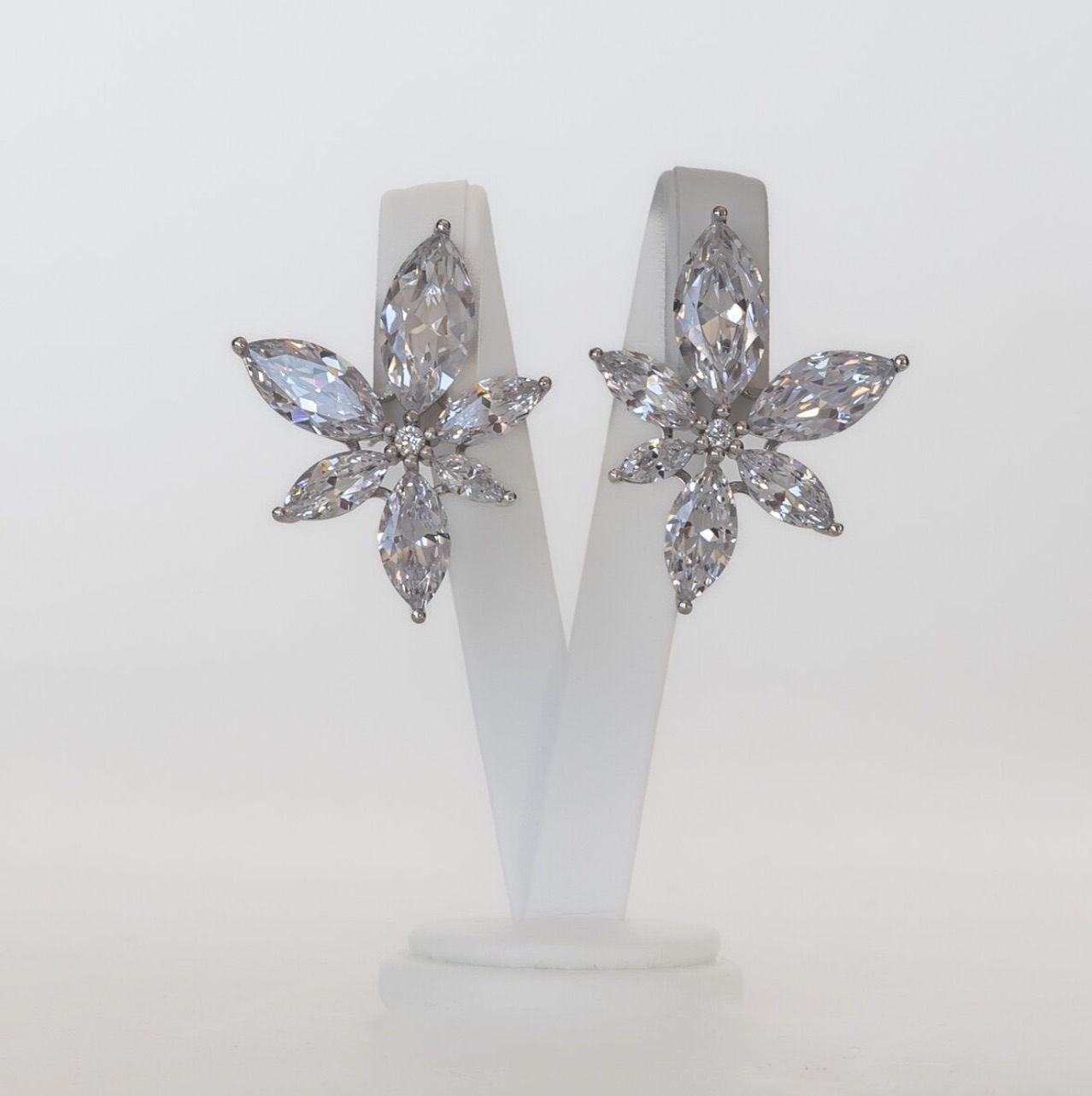 fashion-jewellery-modeschmuck Silver cubic zirkonia statement Flora earring